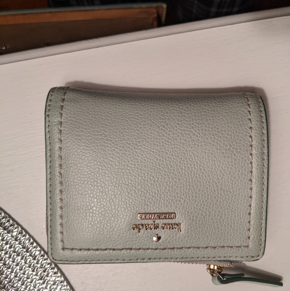 Kate spade small wallet - Picture 2 of 4